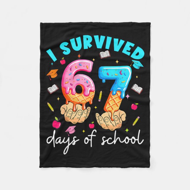 Couverture Polaire Teacher I Survived 67 Days Of School Funny Meme Ba (Devant)