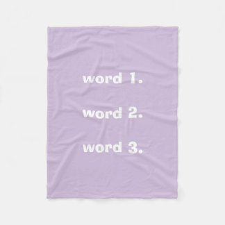 Couverture Polaire Texte personnalisé trois mots lilas blanc