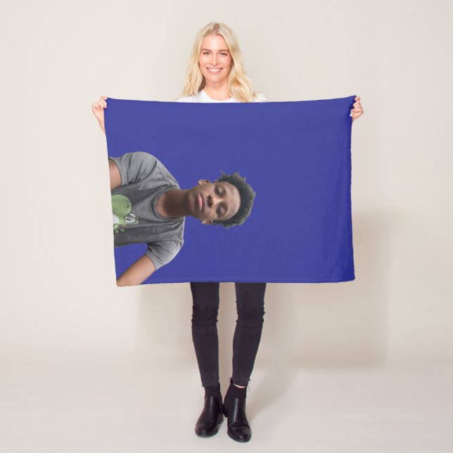 Couverture Polaire The Official Clay Comfort Blanket (En situation)