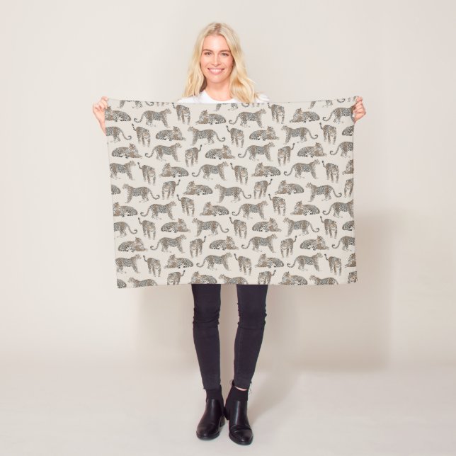 Couverture Polaire Tiger animal rose moderne (En situation)