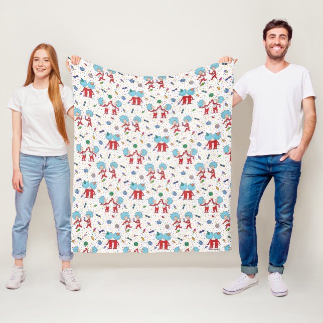 Couverture Polaire Une chose deux Motif de fête (En situation)