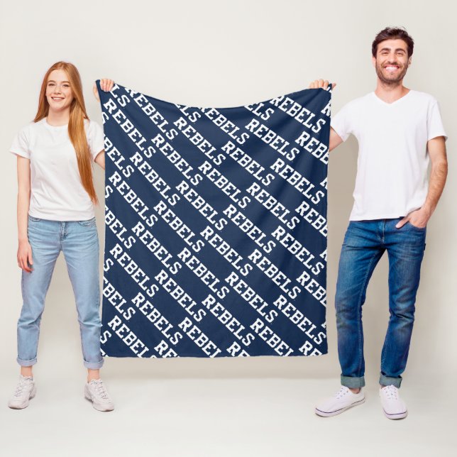 Couverture Polaire Université du Mississippi | Wordmark Rebels (En situation)