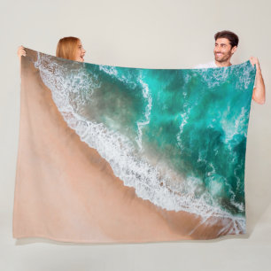 Couverture Polaire Vagues sur la plage de sable