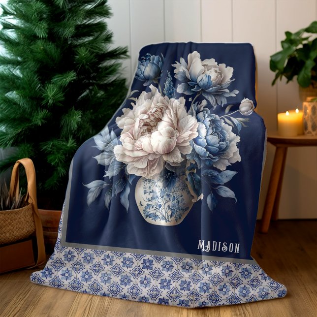 Couverture Polaire Vase floral élégant Monogramme de chinoiserie bleu (Créateur téléchargé)