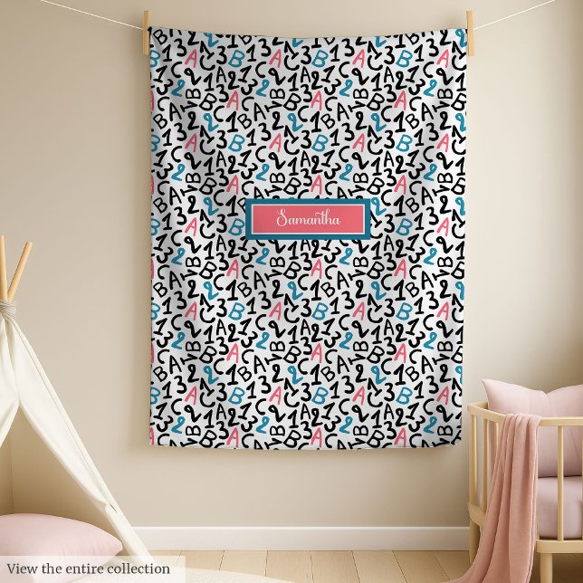 Couverture Polaire Volet de l'école tendance avec monogramme pour fil (Trendy school fleece with monogram for girls)