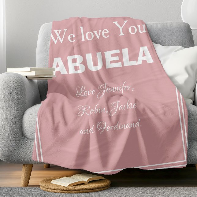 Couverture Polaire "We Love You ABUELA" Personnalisé Soft Rose ("We Love You Abuela" Personalized Soft Pink Fleece Blanket.)