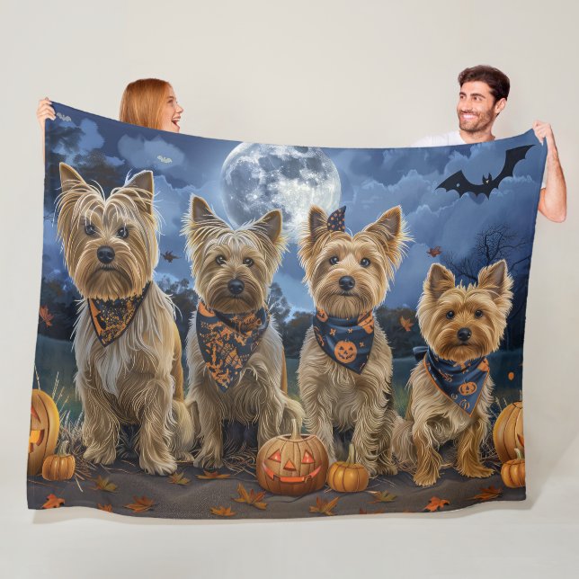 Couverture Polaire Yorkipoo Halloween Éffrayant (En situation)