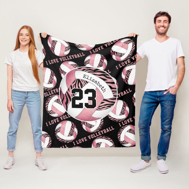 Couverture Polaire zèbre rayures avec girly rose personnalisée volley (En situation)