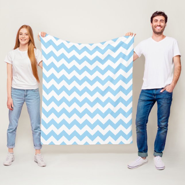 Couverture Polaire Zigzag bleu, Chevron bleu, Motif géométrique (En situation)