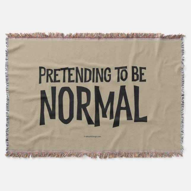 Couverture Pretending To Be Normal (Devant)