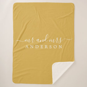 Couverture Sherpa Chic Newlysée M. Mme Yellow Ochre Monogramme