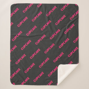 Couverture Sherpa Cupcake Rose Texte Personnalisé Noir
