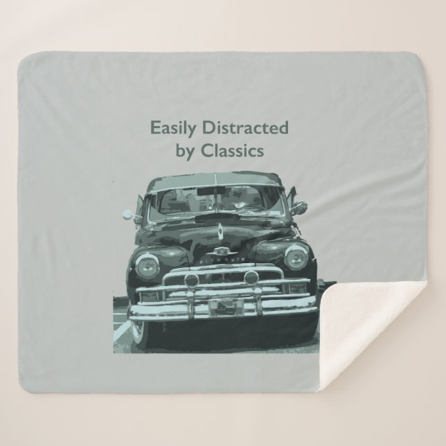 Couverture Sherpa Easily Distracted by Classics (Devant (Horizontal))