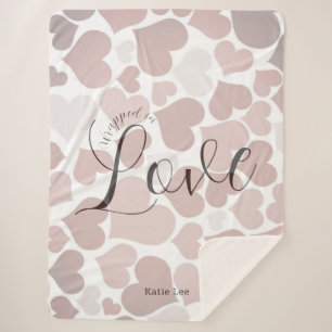 Couverture Sherpa Enveloppé d'amour Motif de cœur rose violet