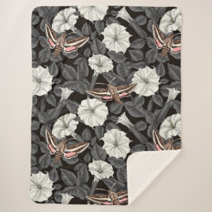 Couverture Sherpa Fleurs de lune et sphinx Moths 2