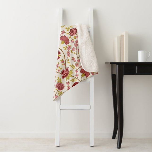 Couverture Sherpa Jacobean Floral Pattern Rouge Rose Gold Crème (En situation)