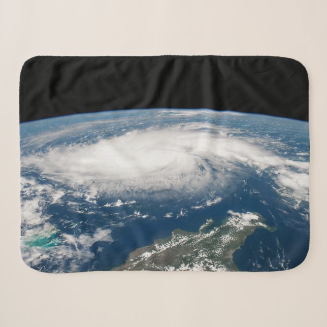 Couverture Sherpa L'Ouragan Dorian Au-Dessus De L'Océan Atlantique. (Devant (Horizontal))