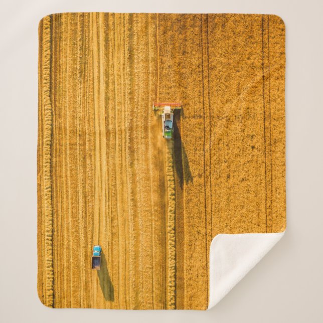 Couverture Sherpa Machine de moissonneuse travaillant sur le terrain (Devant)