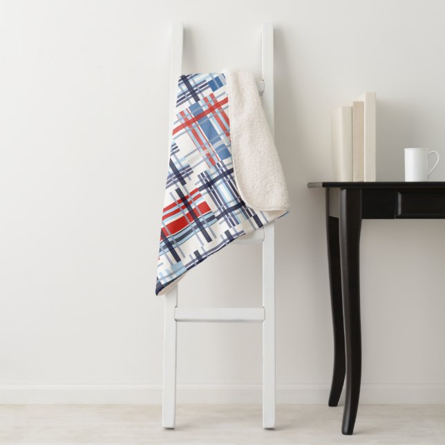 Couverture Sherpa Madras rouge, blanc et bleu Sherpa Blanket (En situation)