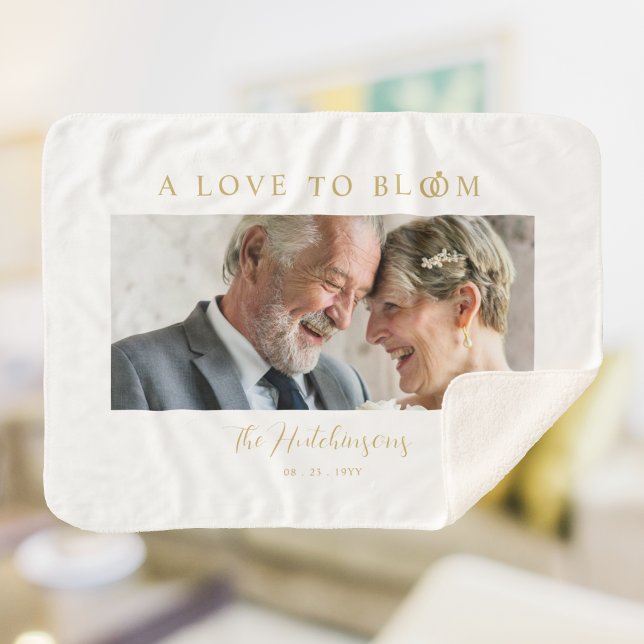 Couverture Sherpa Minimalist Romantic Wedding Anniversary in Gold (Minimalist Romantic Wedding Anniversary in Faux Gold Photo Sherpa Blanket.)