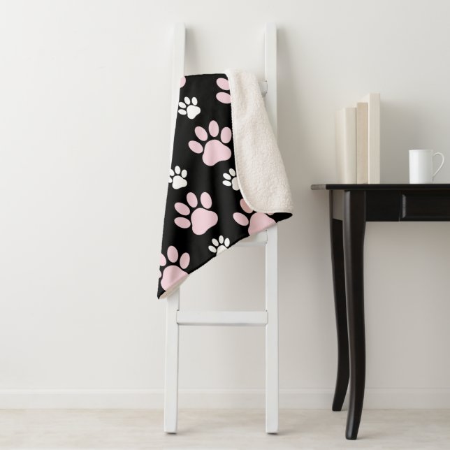 Couverture Sherpa Motif De Pailles, Pailles Roses, Pailles De Chien, (En situation)