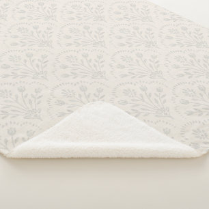 Couverture Sherpa Motif festonné floral gris pâle