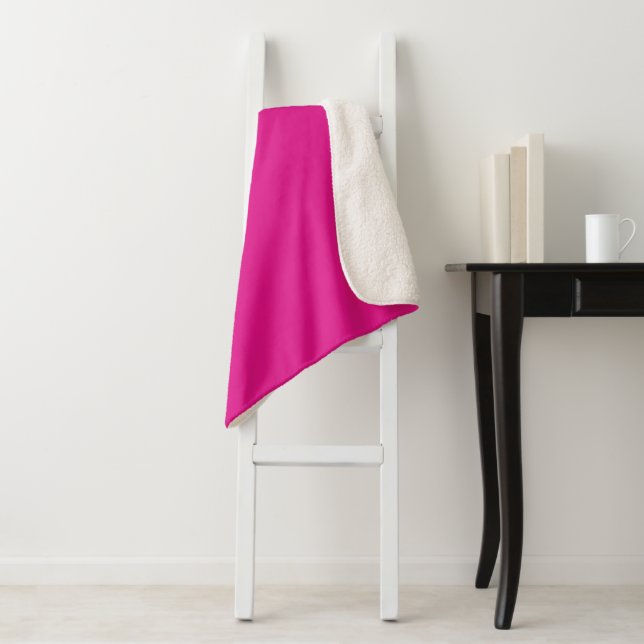 Couverture Sherpa Pâques rose (En situation)