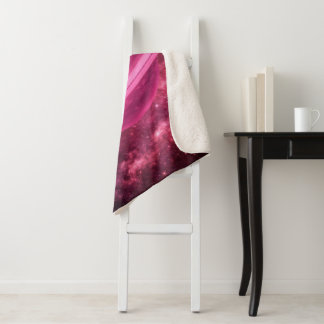 Couverture Sherpa Planète rose avec des anneaux roses