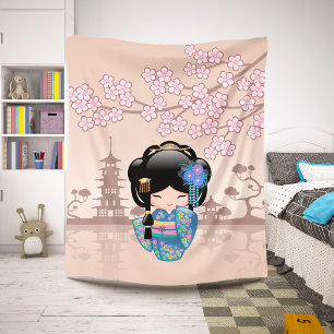 Couverture Sherpa Poupée Kokeshi Keiko - Fille Geisha en Kimono Bleu