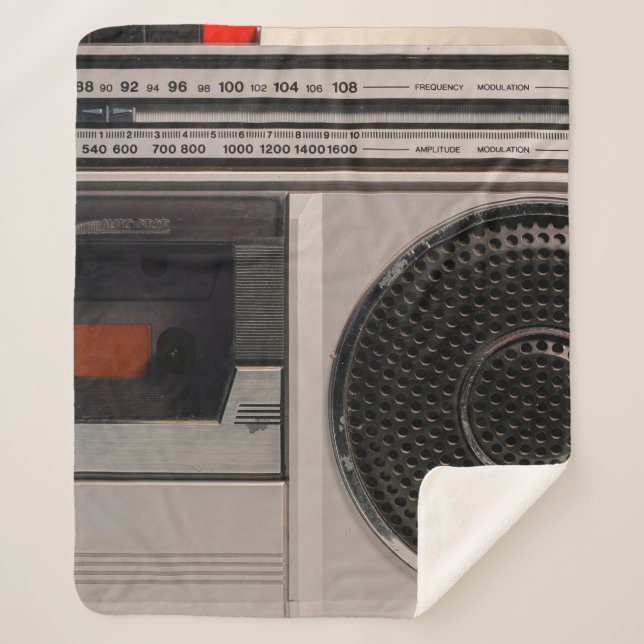 Couverture Sherpa Radiocassette radio stéréo portable rétro obsolète (Devant)