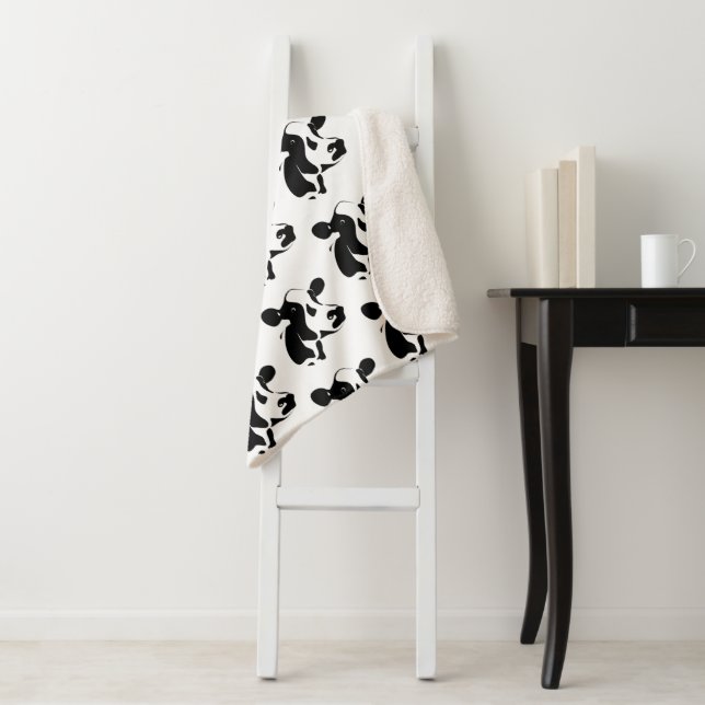 Couverture Sherpa Sherpa Blanket-Vache noire et blanche (En situation)