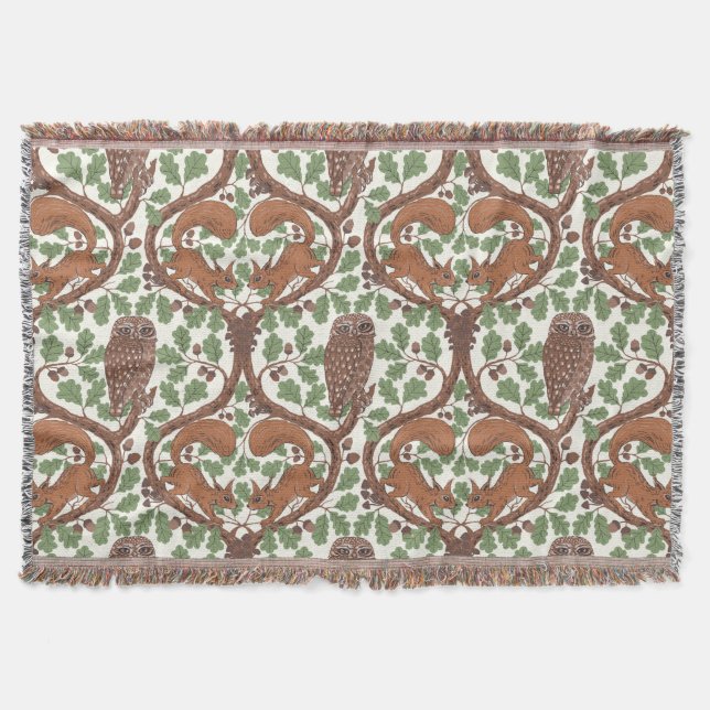 Couverture Whispers/Chouettes et écureuils des bois dans le c (Devant)