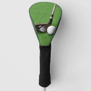 Couvre-club De Golf Club de golf et balle sur la surface verte Conduct