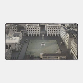 Covent Garden 1700s Carte Deskmat