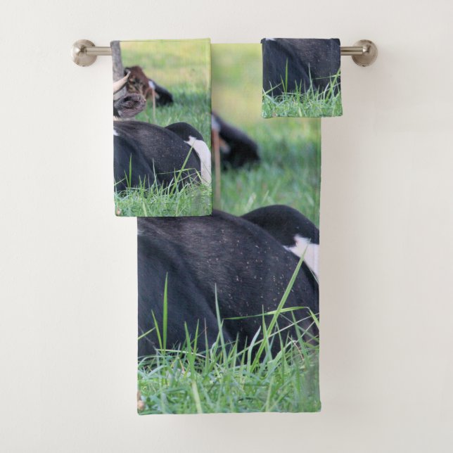 Cow Bath Towel Set (Insitu)