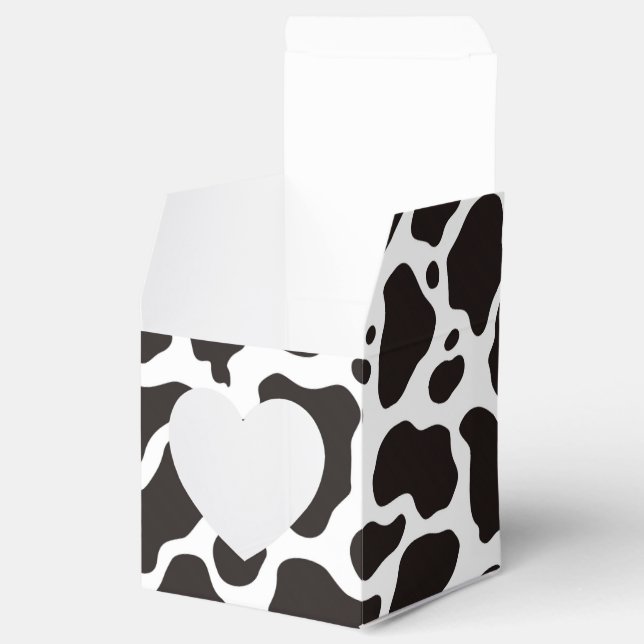Cow pattern background favor box (Opened)