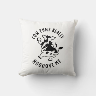 Cow Puns Really Mooove Me Funny Animal Pun Throw Pillow