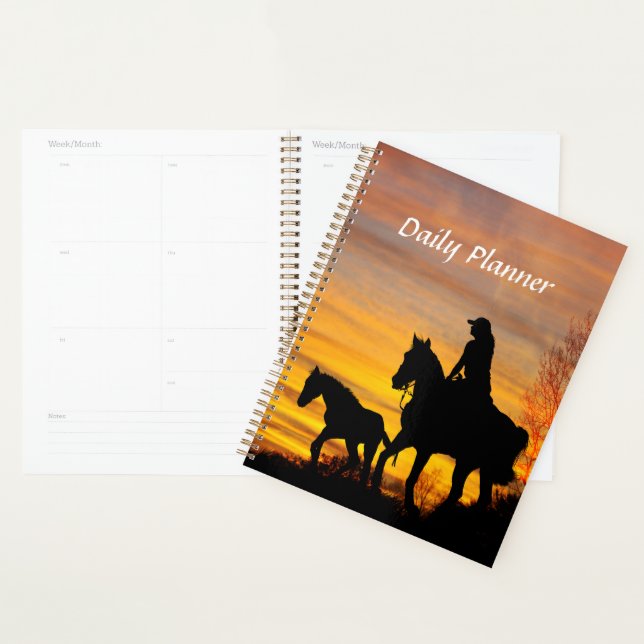 Cowgirl Sunset Horseback Ride Daily Planner (Devant avec enveloppe)