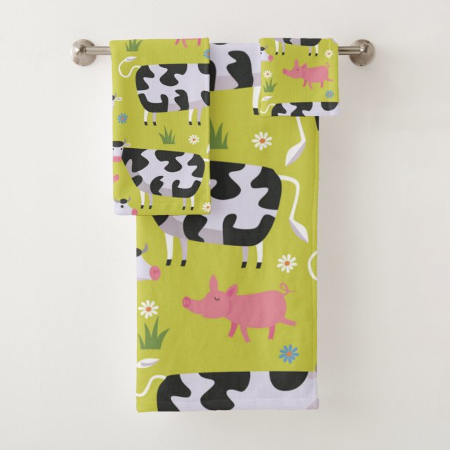 Cows And Pigs Pattern Bath Towel Set (Insitu)