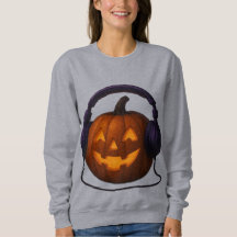 Cozy and fun fashion for introverts