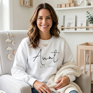Cozy Aunt EST Year Elegant Family Script Design Sweatshirt