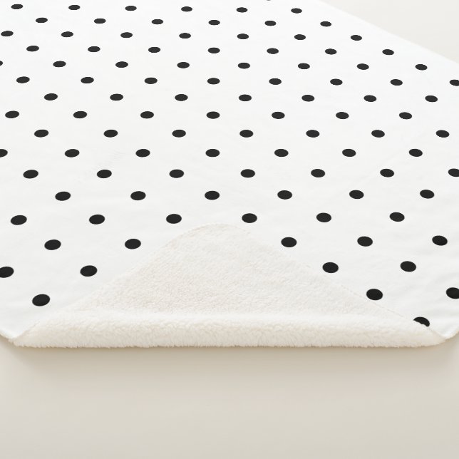 Cozy Black Polka Dot Pattern Sherpa Blanket (3/4)