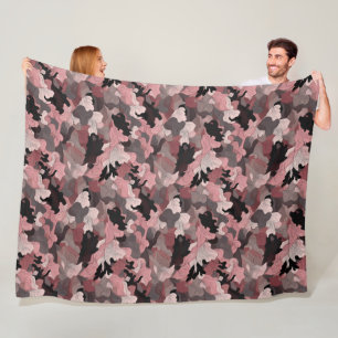 Cozy Blush Pink Camouflage Blanket for Stylish Com