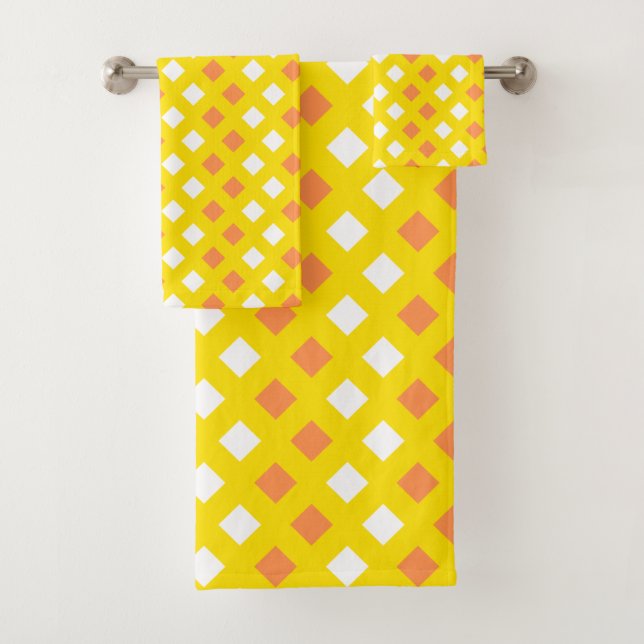 Cozy Classic Plaid Yellow Bathroom Towel Set (Insitu)