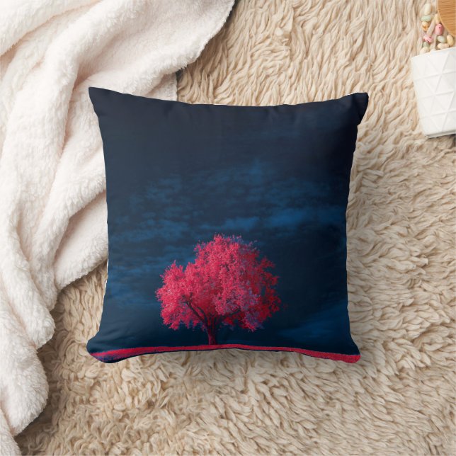 Cozy Elegance Throw Pillow – Stylish Home Decor Ac (Blanket)