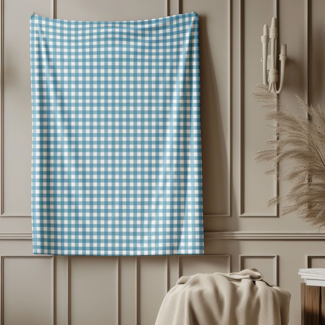 Cozy Navy and Blue Plaid Blanket for Warmth (Cozy Navy and Blue Plaid Blanket for Warmth)