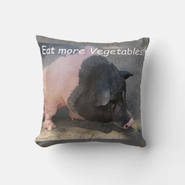 Cozy Piggy Throw Pillow (Front)