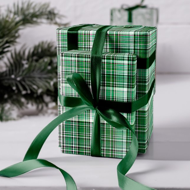 Cozy Red and White Plaid Flannel Pattern Wrapping Paper (Cozy Red and White Plaid Flannel Pattern Wrapping Paper)