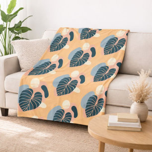 Cozy Tropical Print Fleece Blanket