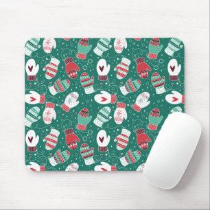 Cozy Winter Christmas Mittens Pattern in Green Mouse Pad